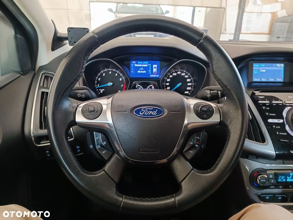 Ford Focus 1.6 EcoBoost Titanium - 16