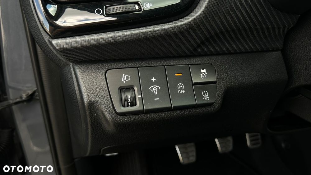 Kia Stonic 1.0 T-GDI 120 Platinum Edition - 17