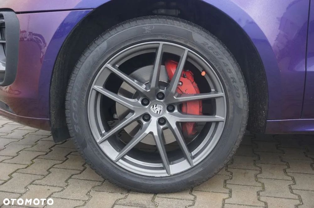 Porsche Macan T - 6