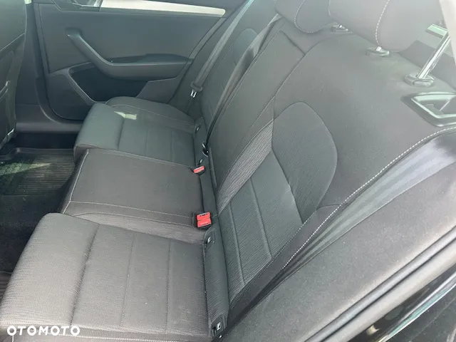 Skoda Superb 2.0 TDI Ambition DSG - 7