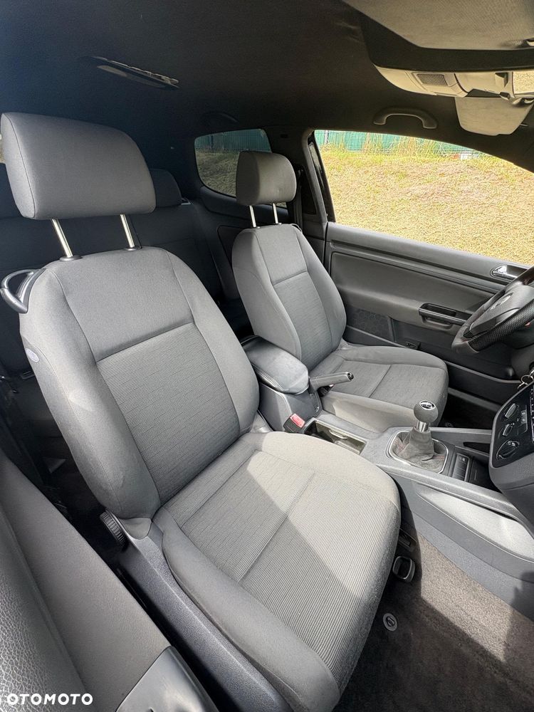 Volkswagen Golf 1.6 FSI Individual - 8