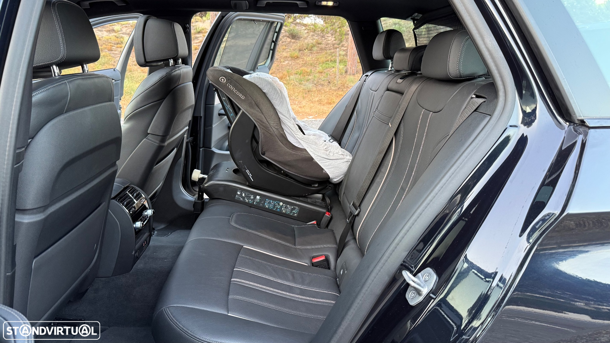 BMW 530 e Pack Desportivo M - 24