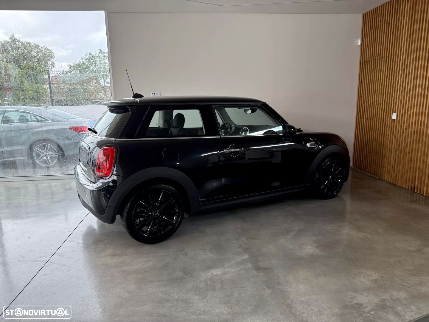 MINI 3 Portas One D - 20