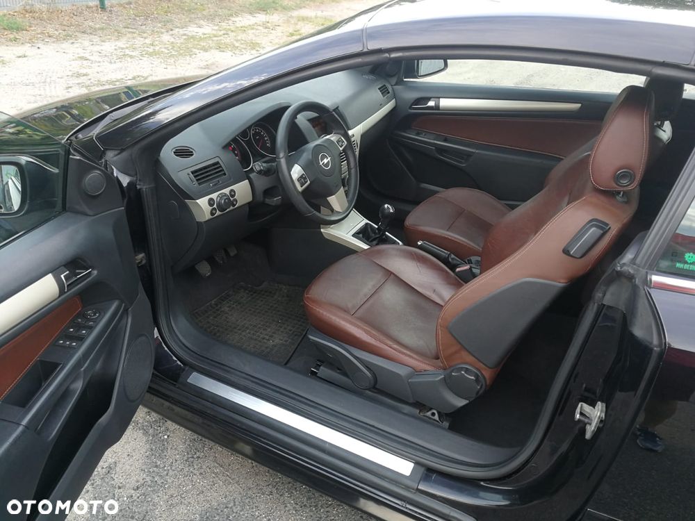 Opel Astra 1.8 Cosmo - 11