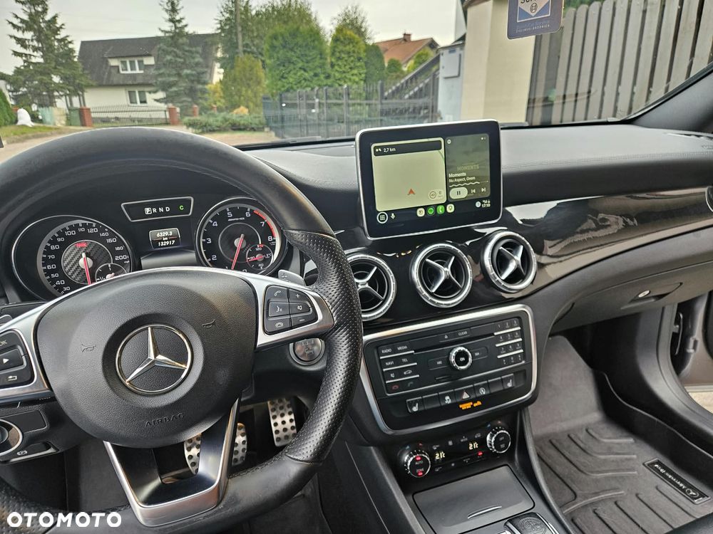 Mercedes-Benz CLA 45 AMG 4-Matic - 11