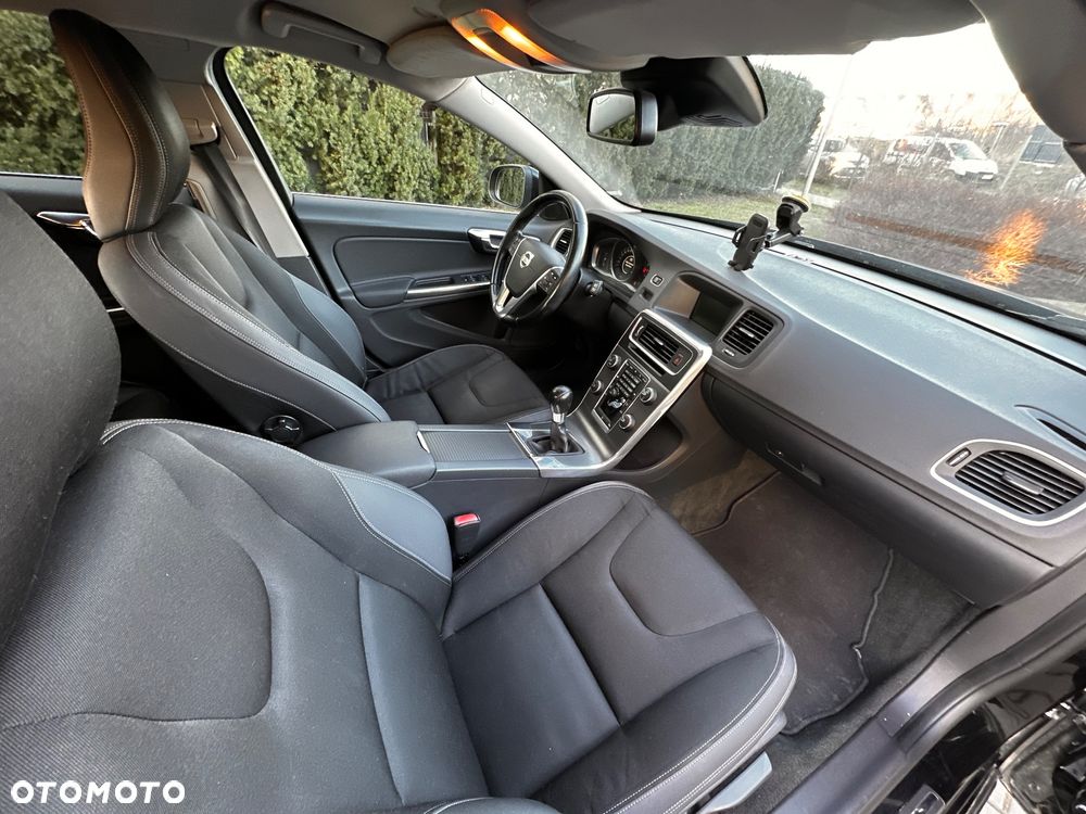 Volvo V60 D4 - 14
