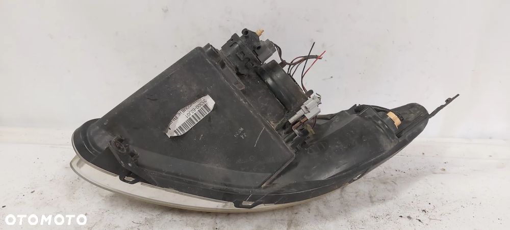 .  PRZOD PRZEDNIA LAMPA LEWA SUZUKI SWIFT MK6 - 2