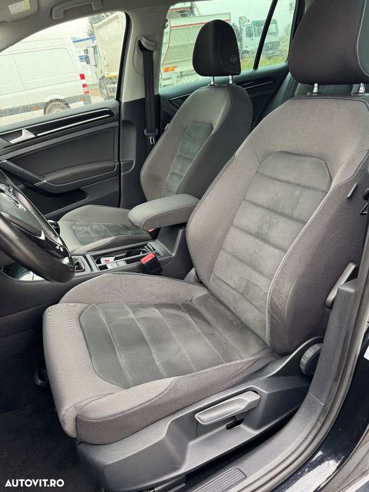 Volkswagen Golf 2.0 TDI Highline - 15
