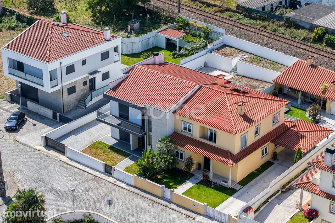 Moradia T4+1 - 2 Suites - Darque - Grande imagem: 5/42