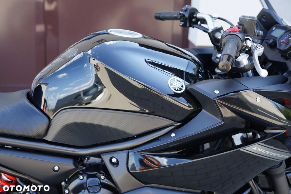 Yamaha XJ - 10