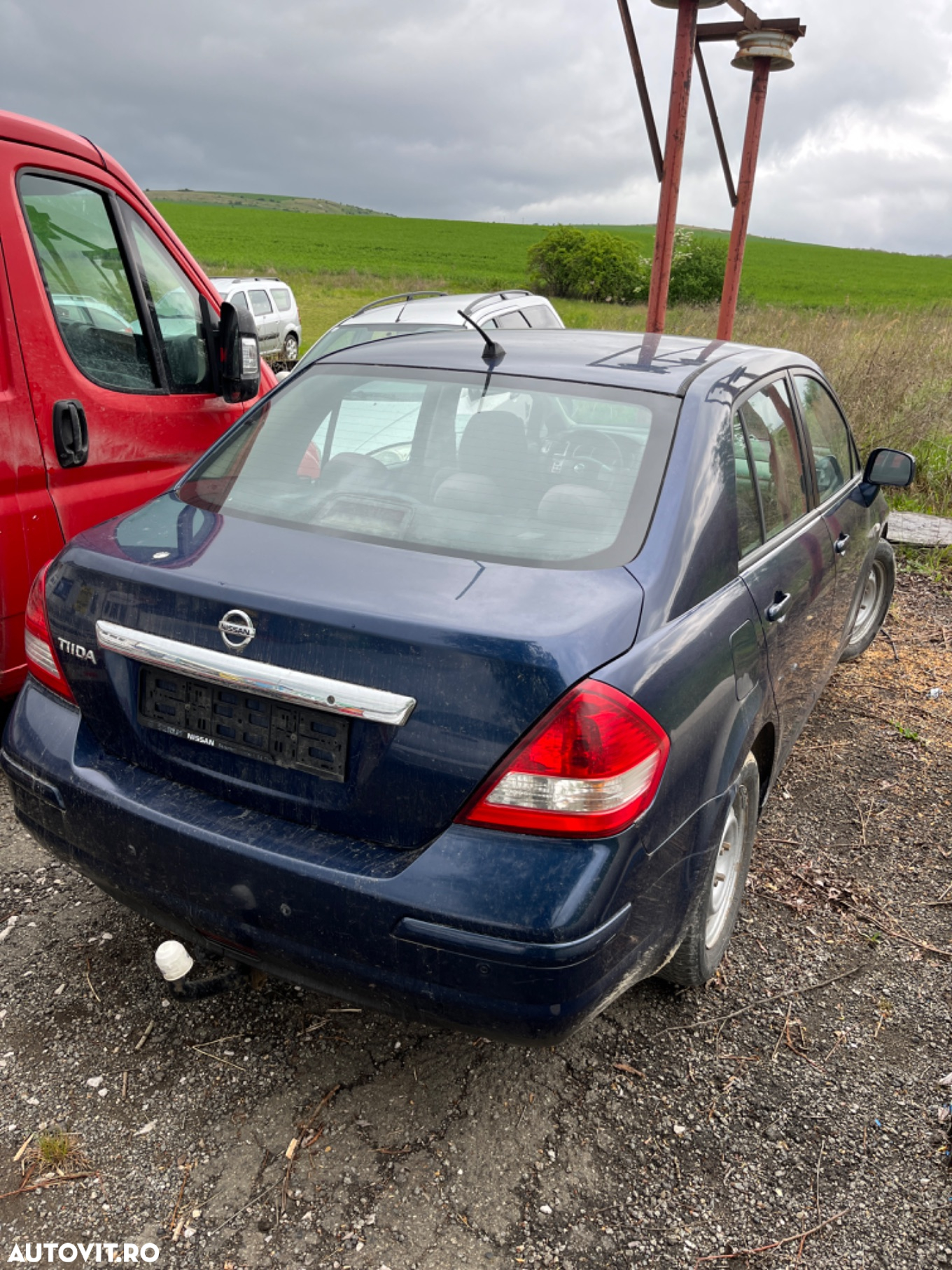 Dezmembrez Piese Nissan Tiida - 3