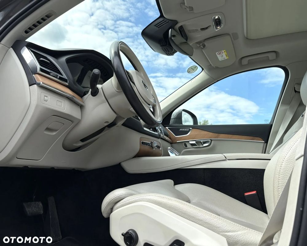 Volvo XC 90 B5 D AWD Inscription - 10