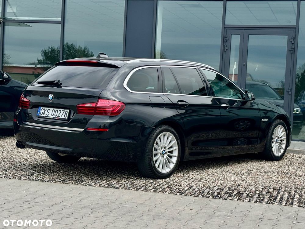 BMW Seria 5 525d Sport-Aut Luxury Line - 9