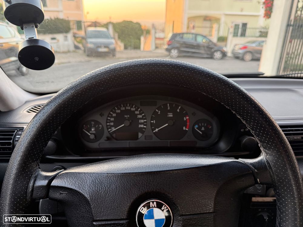 BMW 318 tds Compact Exclusive - 9