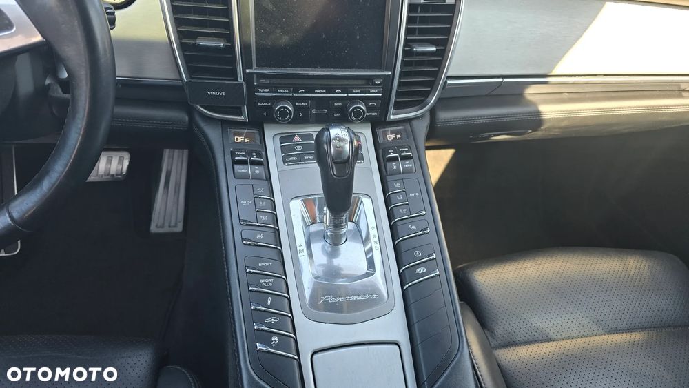 Porsche Panamera 4S Executive PDK - 13