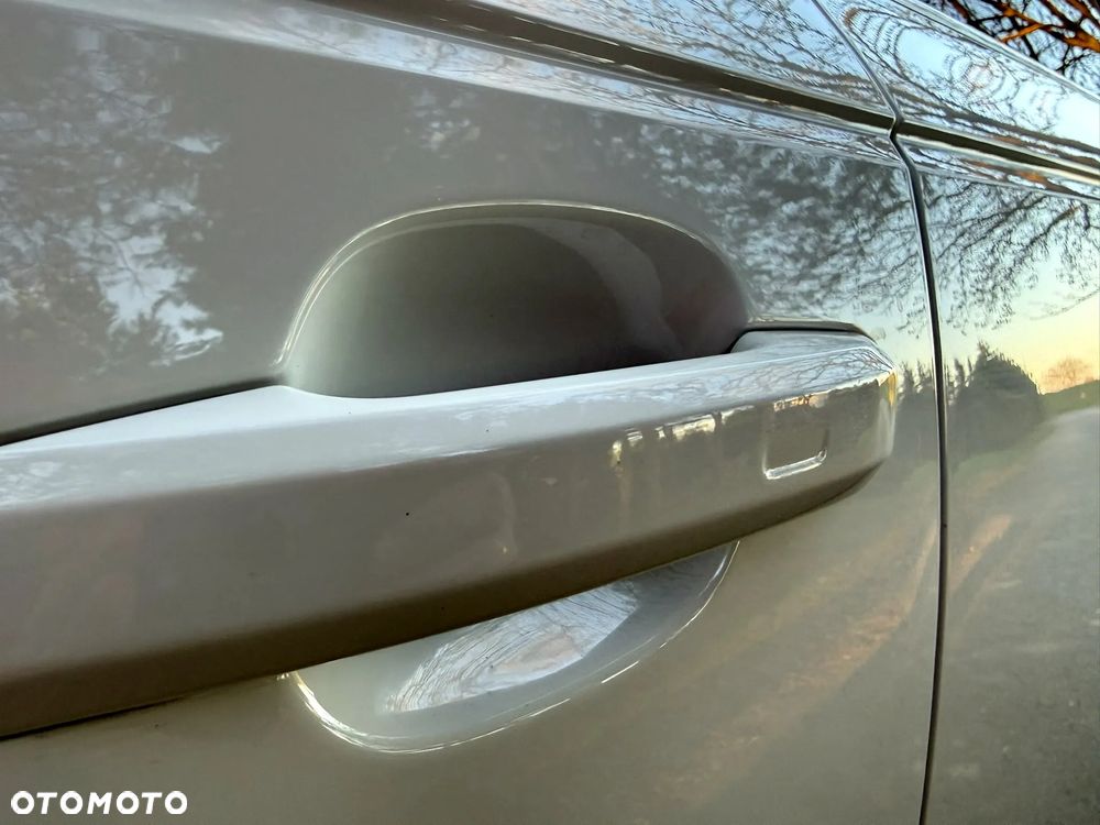 Audi A4 Avant 2.0 TDI quattro sport - 11