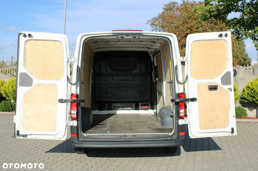 Volkswagen Crafter - 8