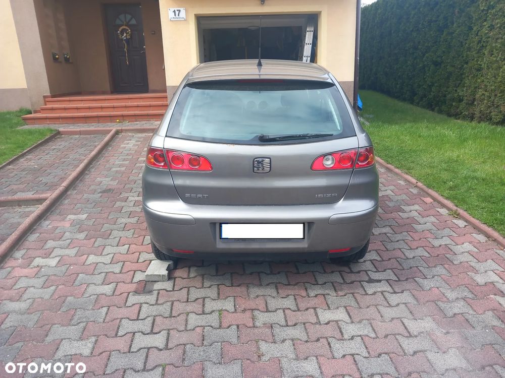 Seat Ibiza 1.4 16V Reference - 4