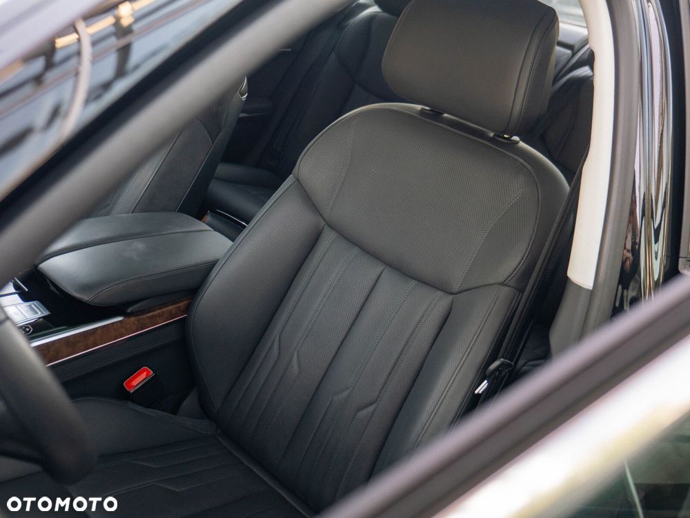 Audi A8 - 29