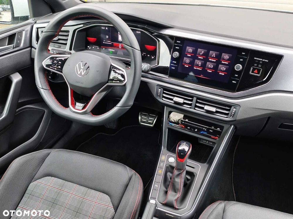 Volkswagen Polo 2.0 TSI GTI DSG - 17