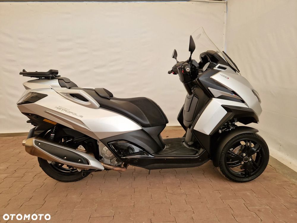 Peugeot Metropolis - 10