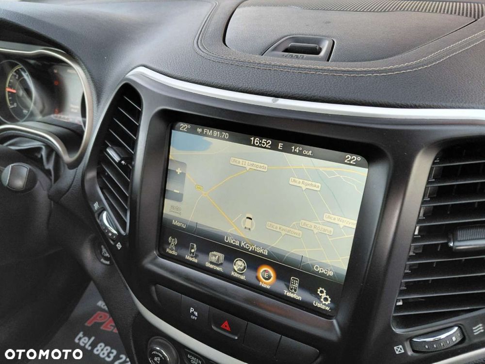 Jeep Cherokee - 17