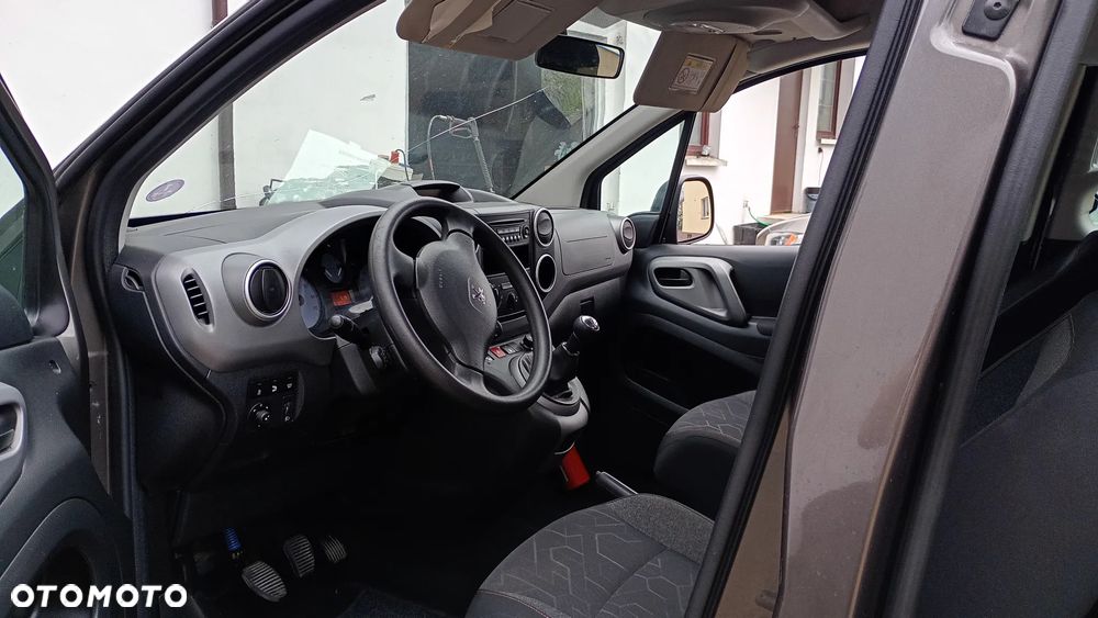 Peugeot Inny - 11