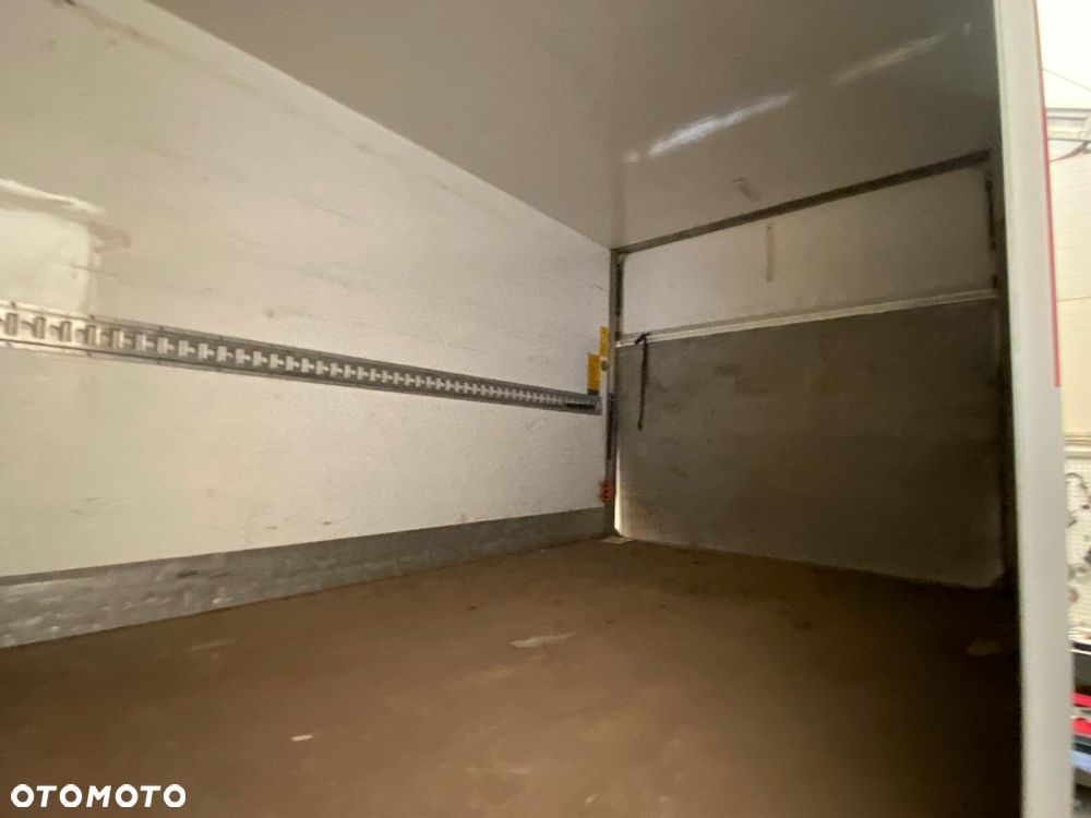 Kontener 8-europalet 4.30 metra Sprinter Crafter Master Boxer Jumper Iveco - 12