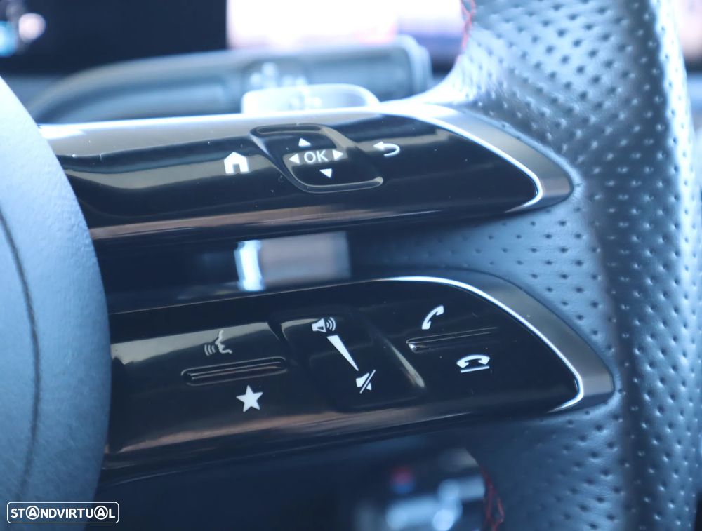 Mercedes-Benz A 200 Standard - 40