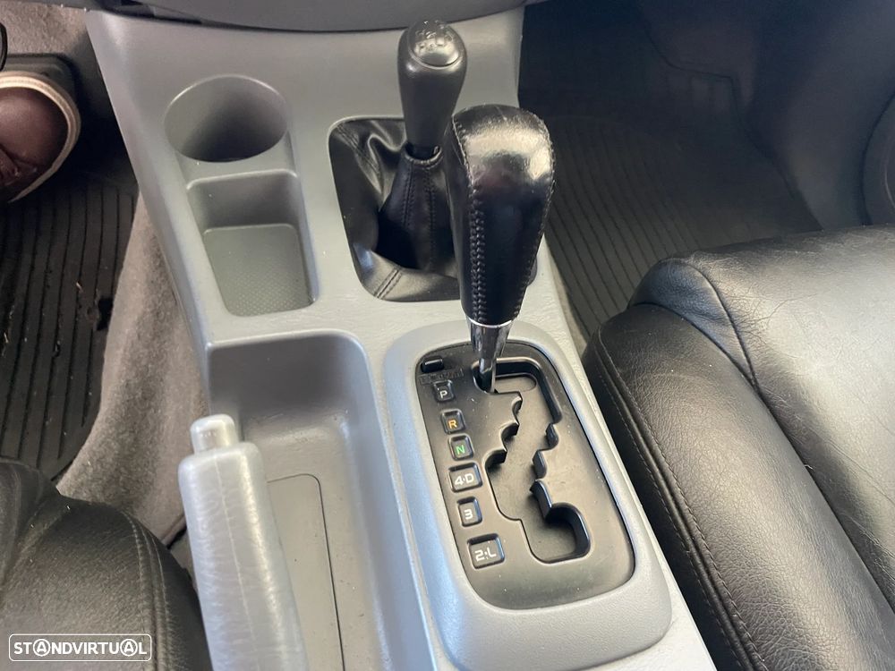 Toyota HILUX 3.0 D 4D C/DUPLA 4X4 - 17