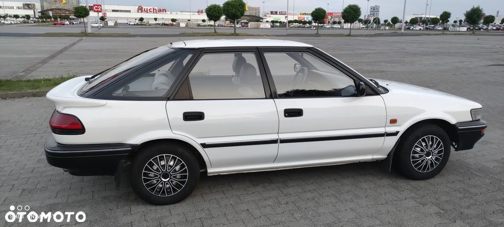 Toyota Corolla 1.3 XL - 2