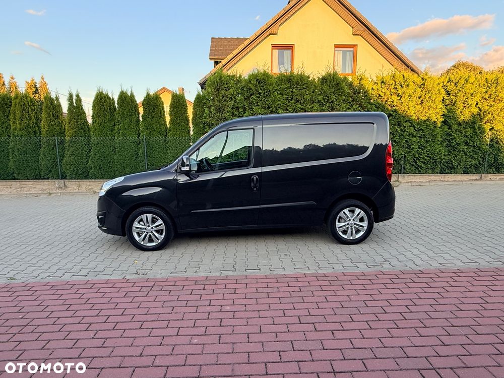Opel Combo - 16