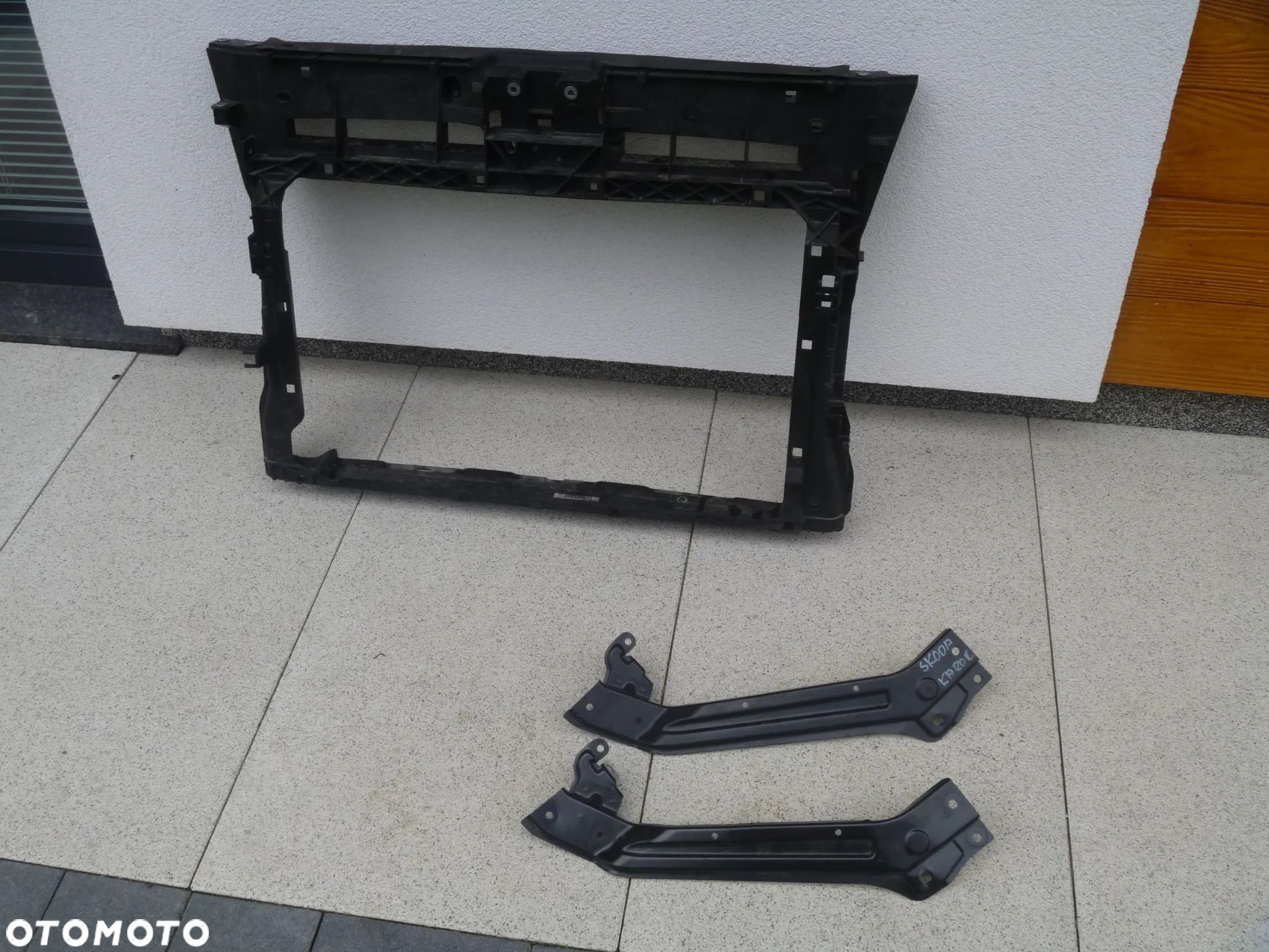 SKODA KAROQ 57A805588J PAS PRZEDNI WZMOCNIENIE ORYGINAŁ - 1