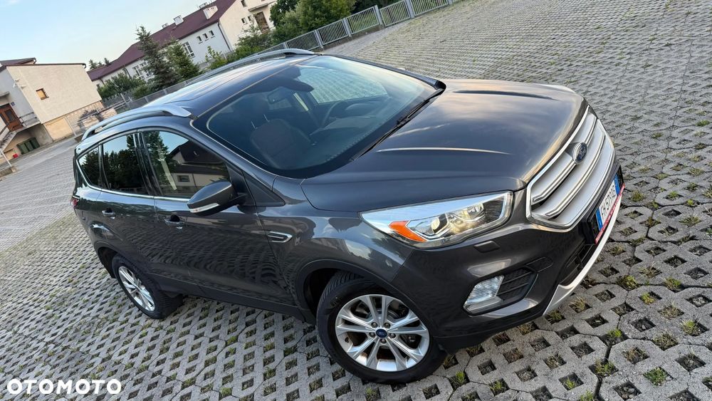 Ford Kuga 2.0 TDCi AWD Titanium - 3