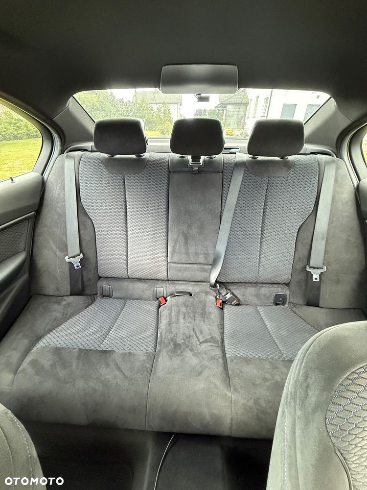 BMW Seria 3 328i xDrive - 12