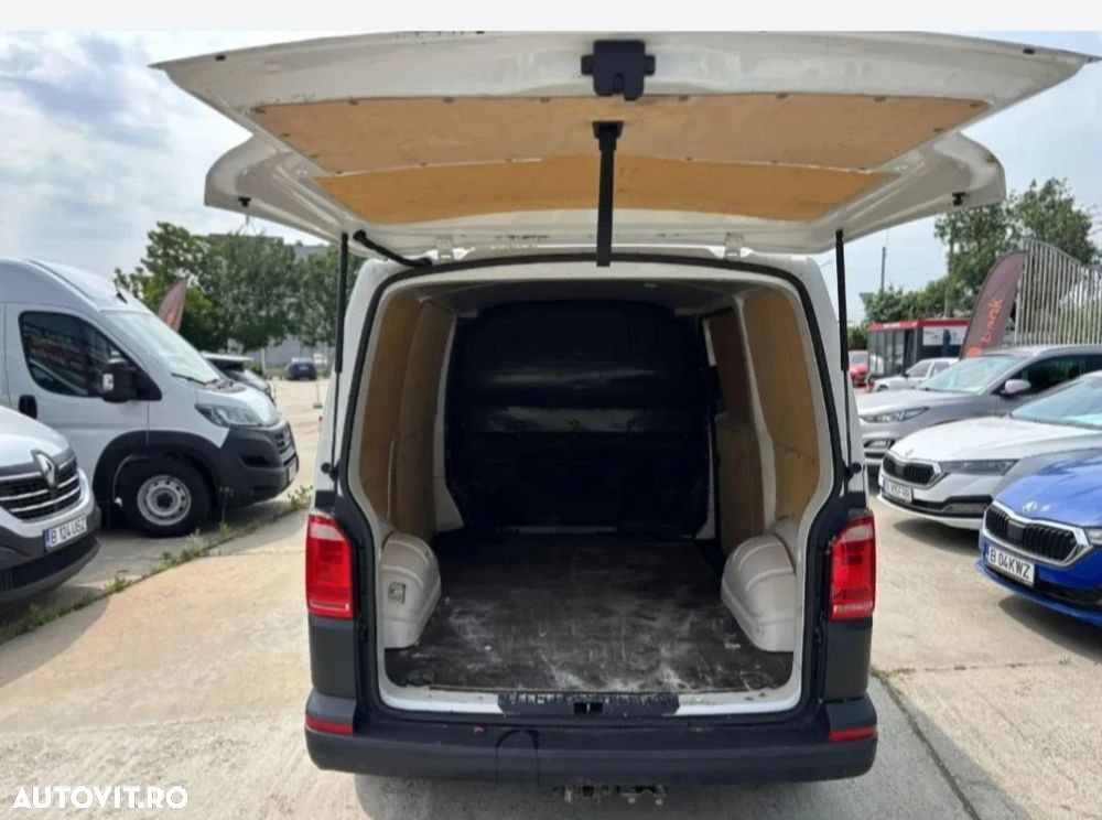Volkswagen Transporter - 5