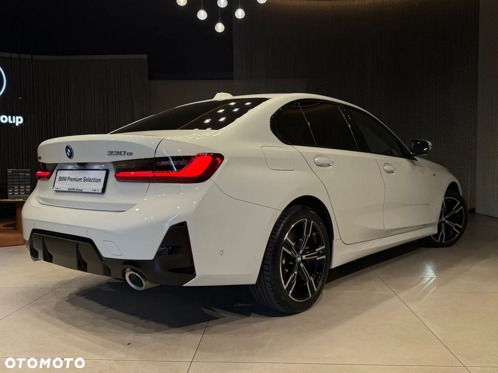 BMW Seria 3 330e xDrive M Sport sport - 5
