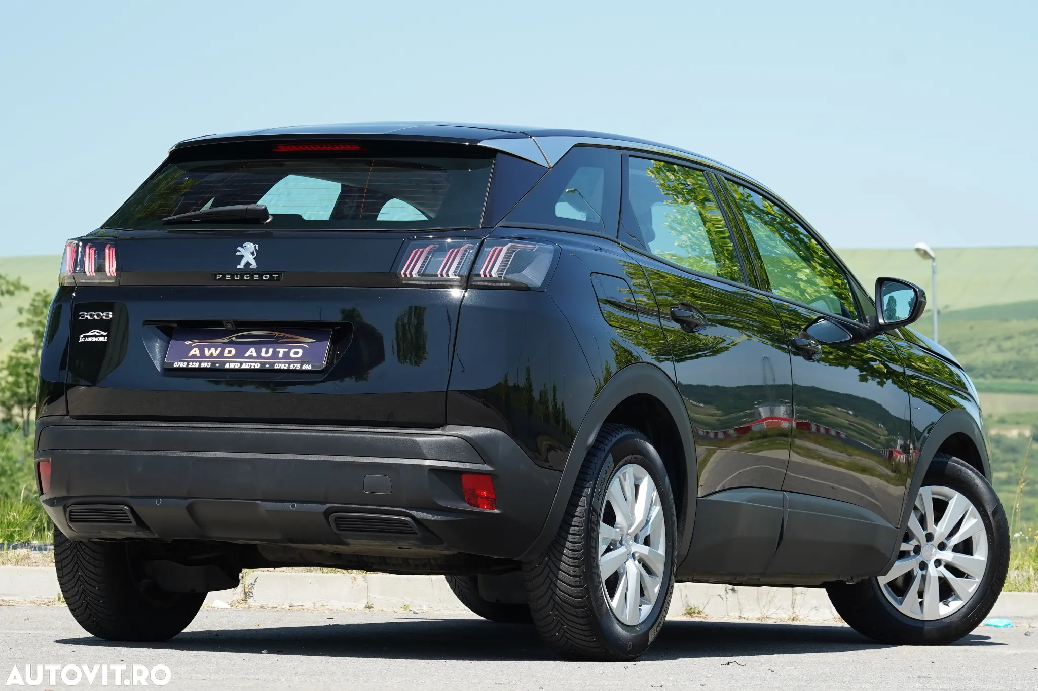 Peugeot 3008 1.5 BlueHDI 130 EAT8 Active Pack - 4