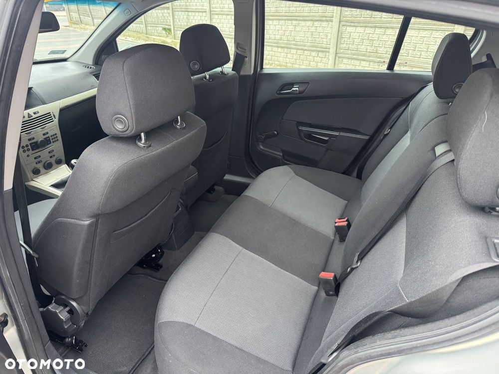 Opel Astra 1.6 Enjoy - 7