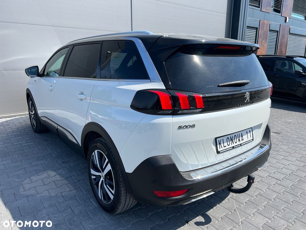 Peugeot 5008 - 10