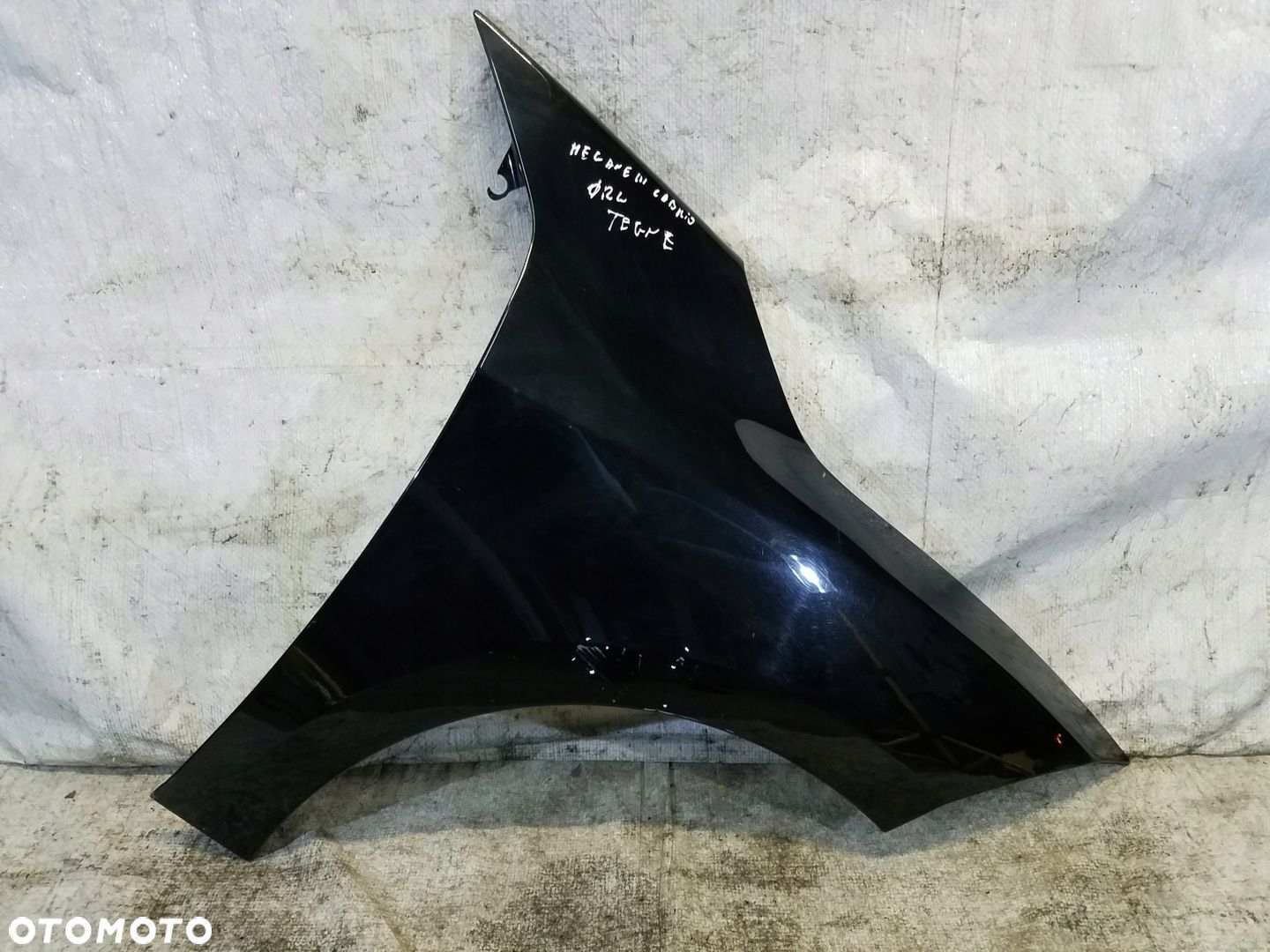 BŁOTNIK PRZÓD PRAWY RENAULT MEGANE III CC CABRIO KOD TEGNE - 1