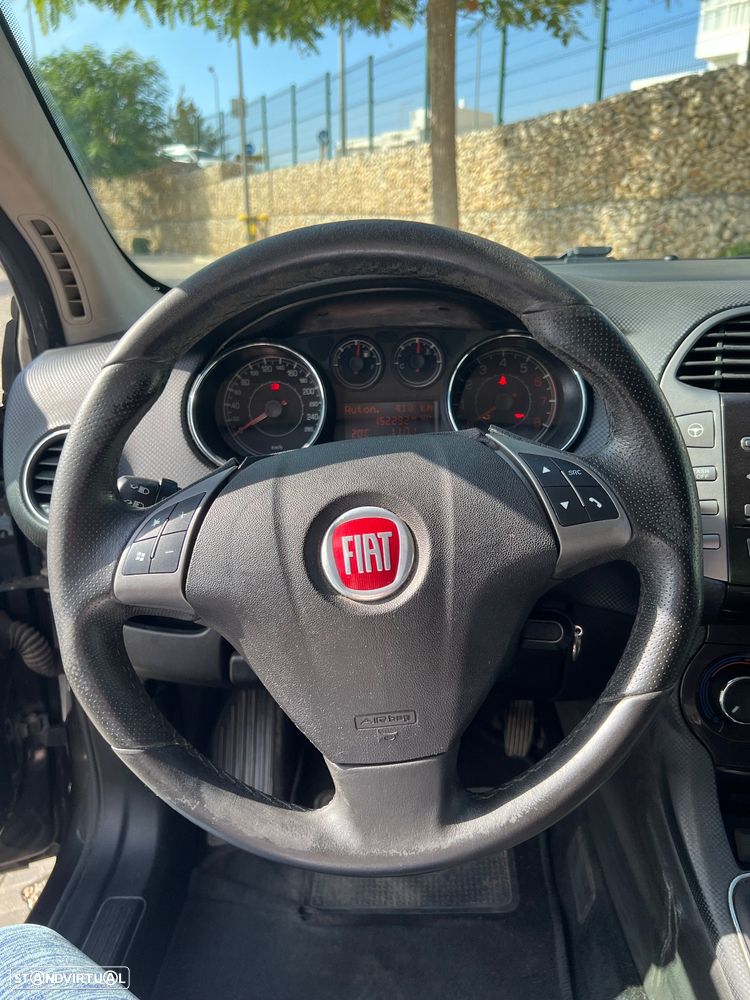 Fiat Bravo 1.4 16V Dynamic - 37