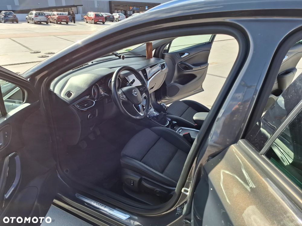 Opel Astra 1.6 BiTurbo D (CDTI) Start/Stop Innovation - 10