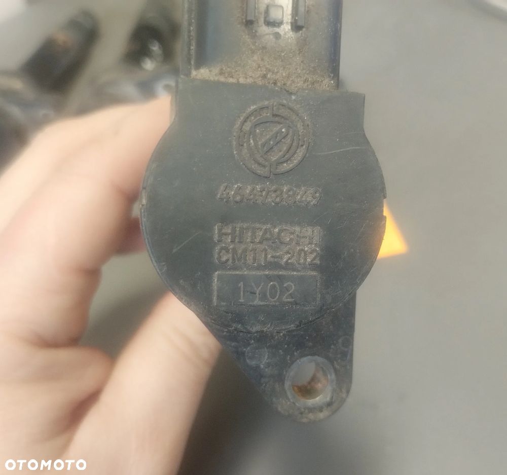 FIAT STILO 01-07 r. 1,8 B CEWKA ZAPŁONOWA CEWKI 4 SZT HITACHI 46473849 + - 2