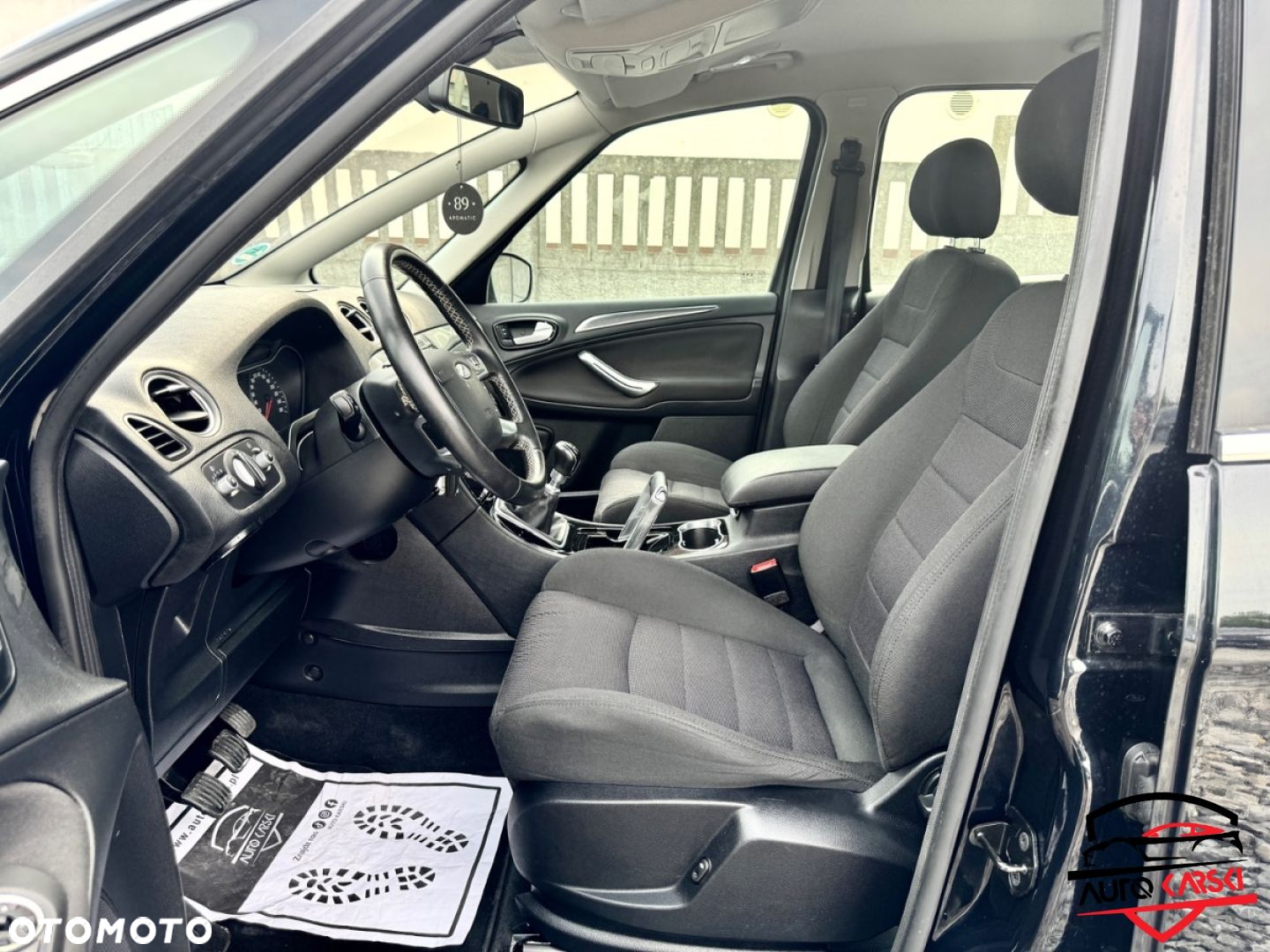 Ford S-Max - 21