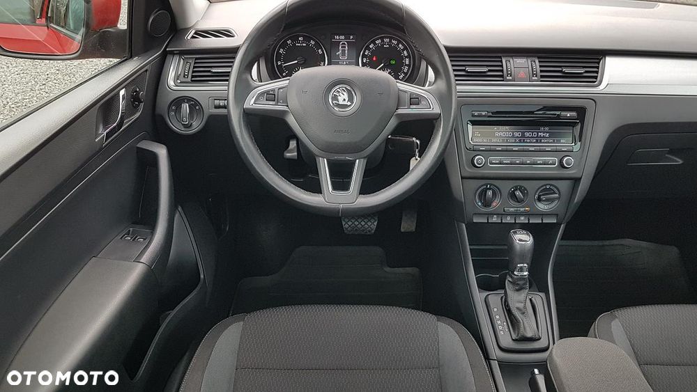 Skoda RAPID 1.4 TSI DSG Ambition - 14