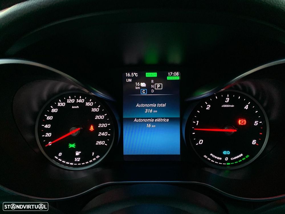 Mercedes-Benz C 300 de AMG Line - 19