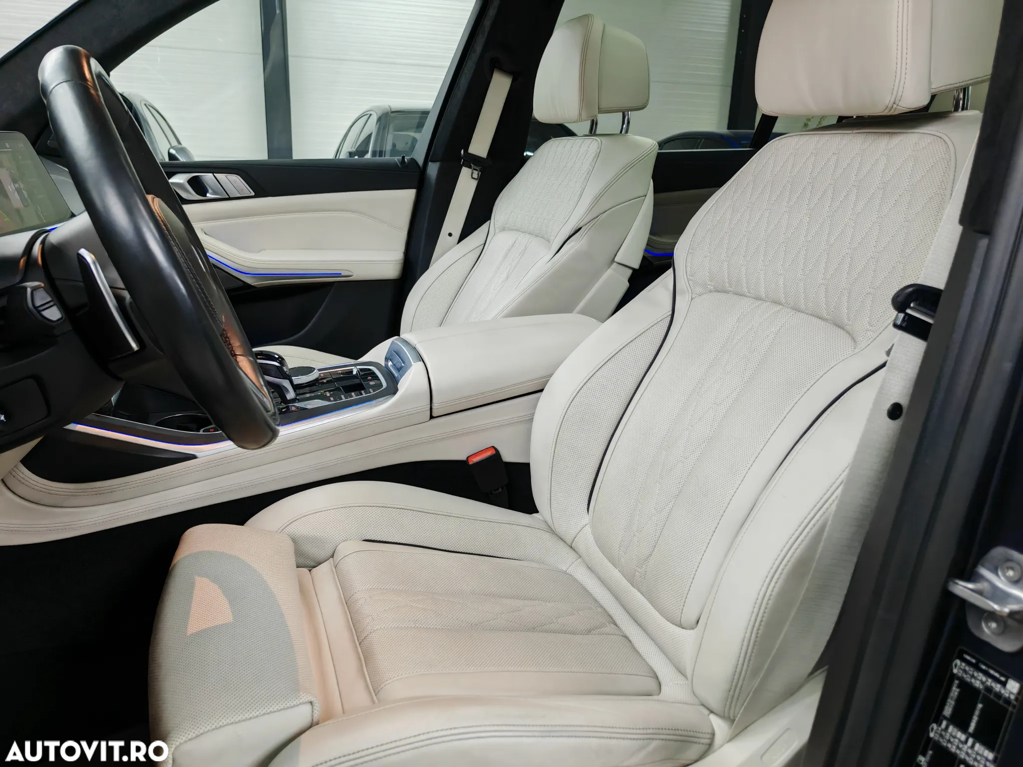 BMW X7 xDrive40i - 8
