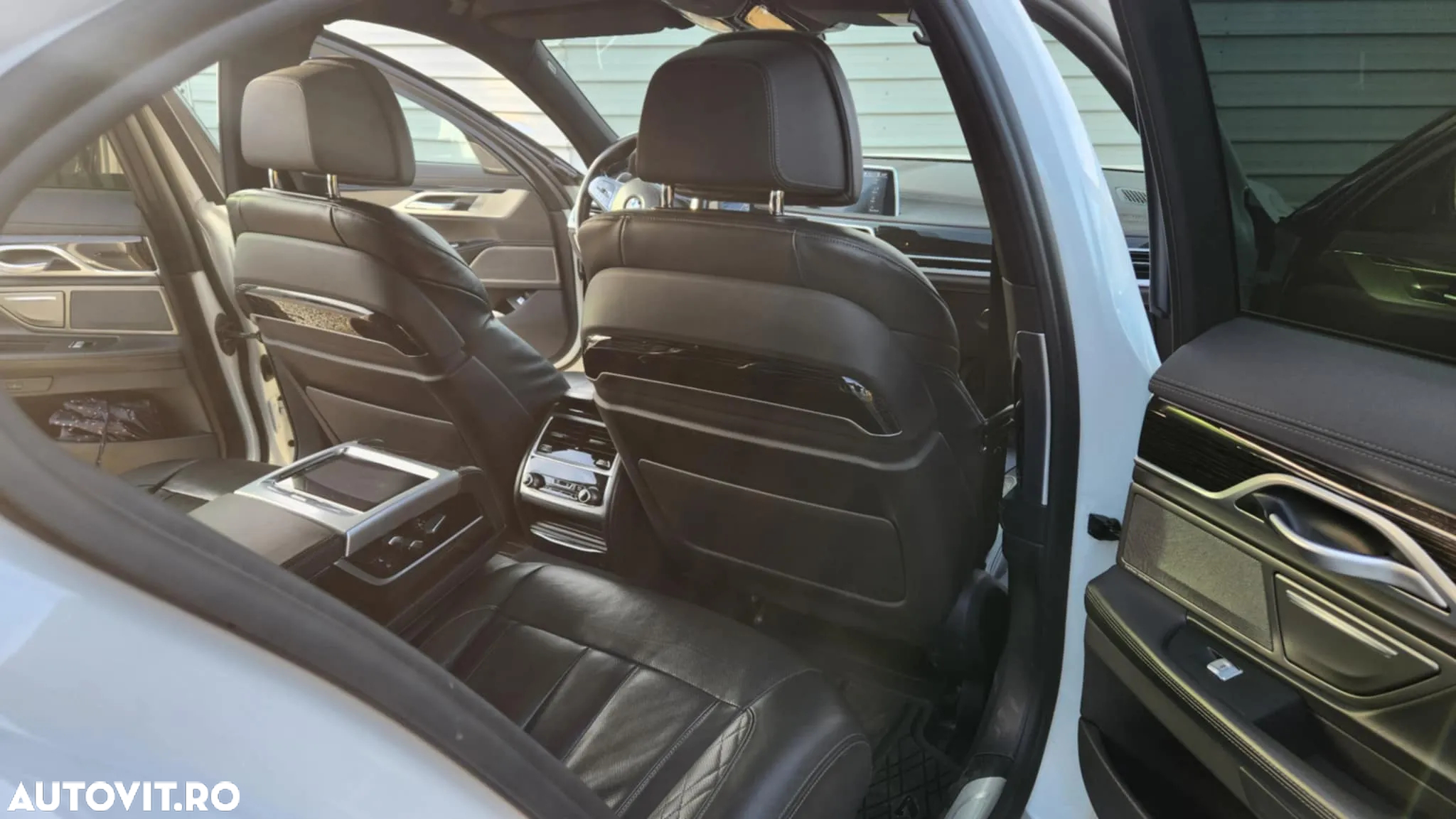 BMW Seria 7 745e AT PHEV - 9