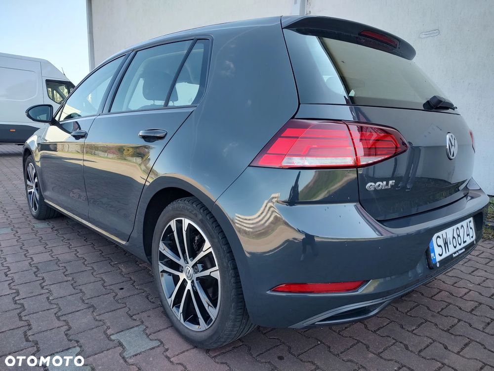 Volkswagen Golf - 14